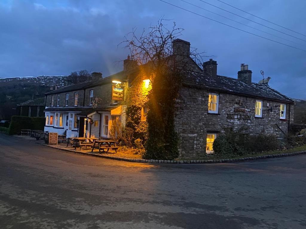 The Bridge Inn Reeth Bagian luar foto