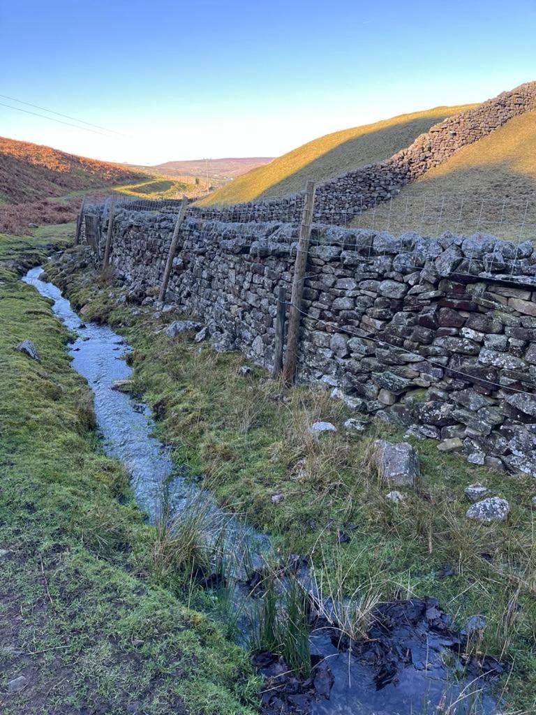 The Bridge Inn Reeth Bagian luar foto